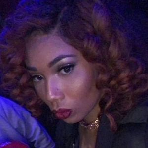 Meet your Posher, Janayia